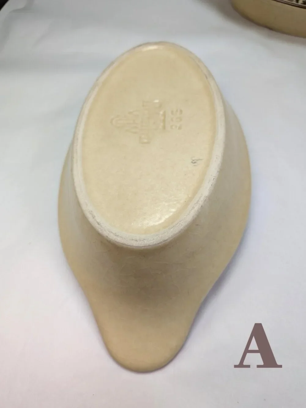 Pfaltzgraff Village Individual (4) Oval Bakers - Nesting Casseroles No Ring